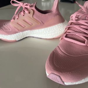 Adidas Women’s Ultraboost 22 Running Shoe